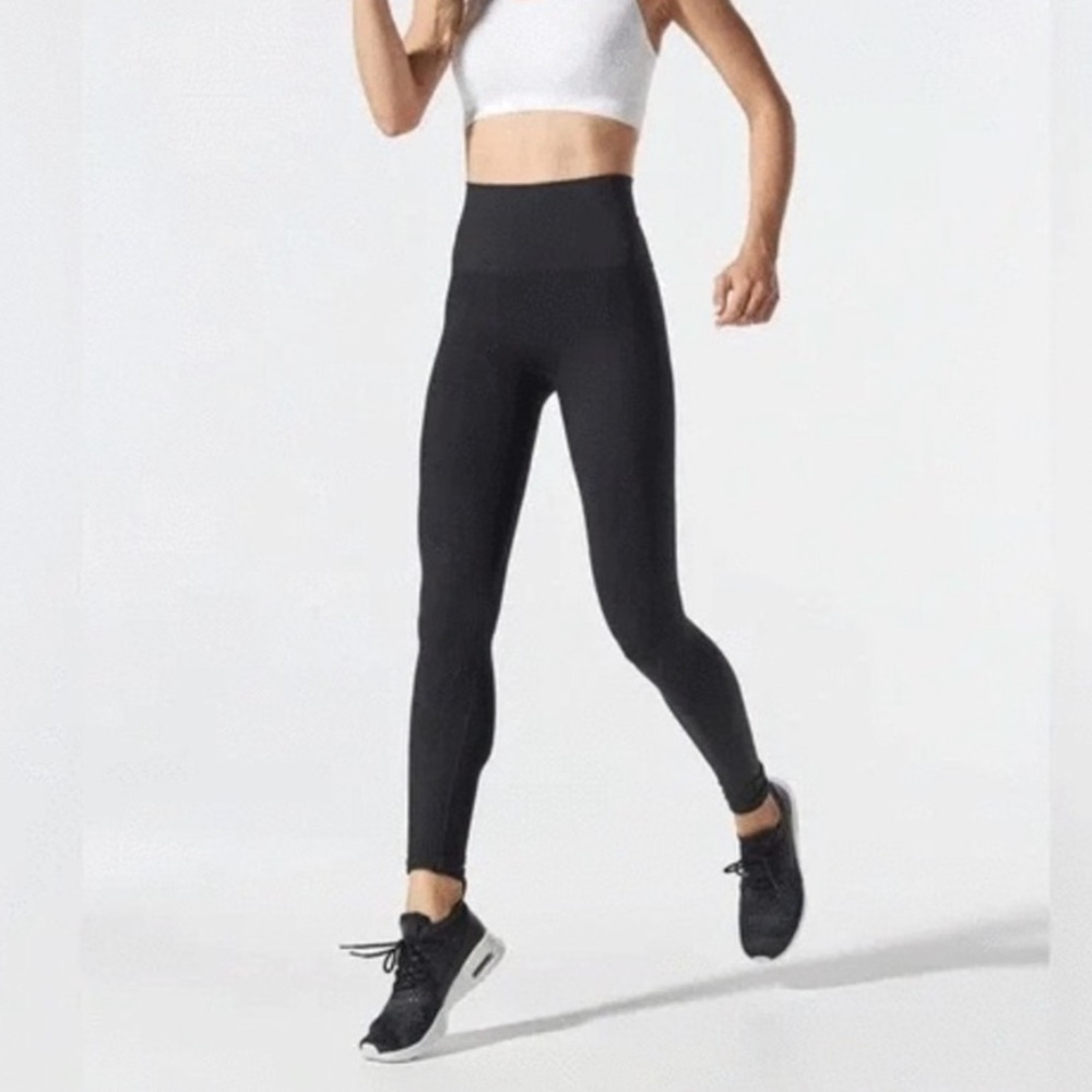 Blanqi Sport Support Hipster Contour Leggings (fit regular or maternity)